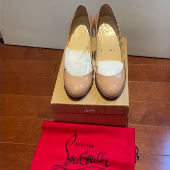 Christian Louboutin Nude Simple Pump 100